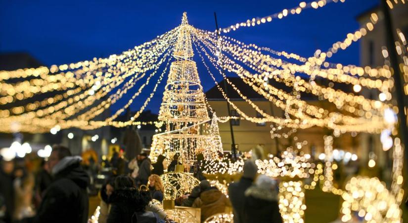 Mit ünneplünk karácsonykor?