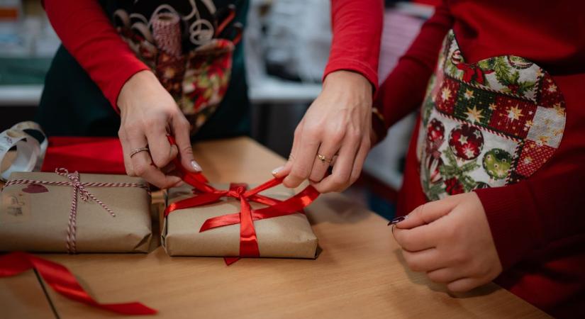 Jótékonyság karácsonykor: így segítettek elődeink egy évszázada
