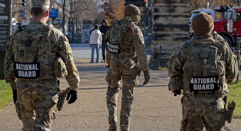 Kudarc Chicagóban: a Legfelsőbb Bíróság megállította Donald Trump katonai terveit