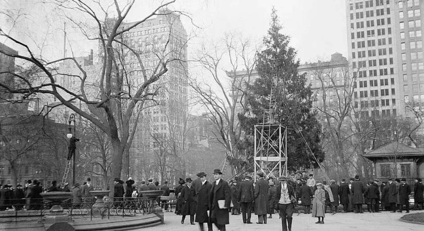 Ünnep „az utcák profán zajában”. Mióta állítunk köztéri karácsonyfát?