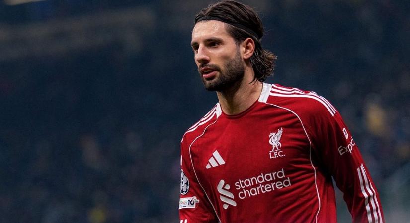 Luxus a fán, boldogság a családban - így telik Szoboszlaiék első közös karácsonya hármasban