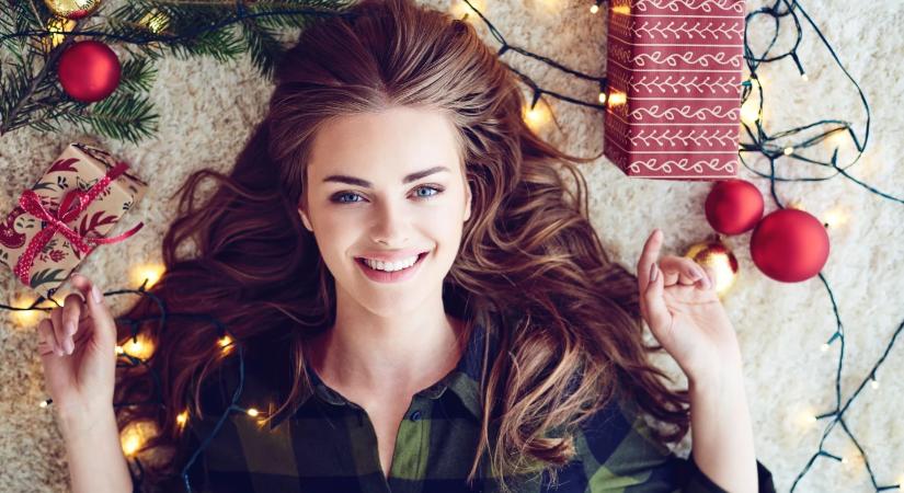 Egyszerű és gyors ünnepi frizurák minden hajtípusra