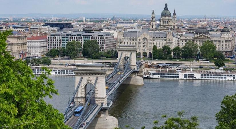 Itt a csomag, amit Karácsony repesve várt, de nem köszönte meg – az állam segíti ki a budapestieket