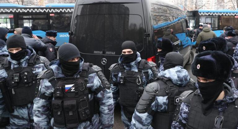 Oroszország kriptós nyitásra készül – több lehetőség a befektetőknek, miközben jön a digitális rubel totális kontrollja