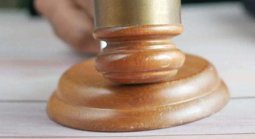 Szex mindhalálig: mindent bevallott a sorozatgyilkos nő a bíróságon - videó