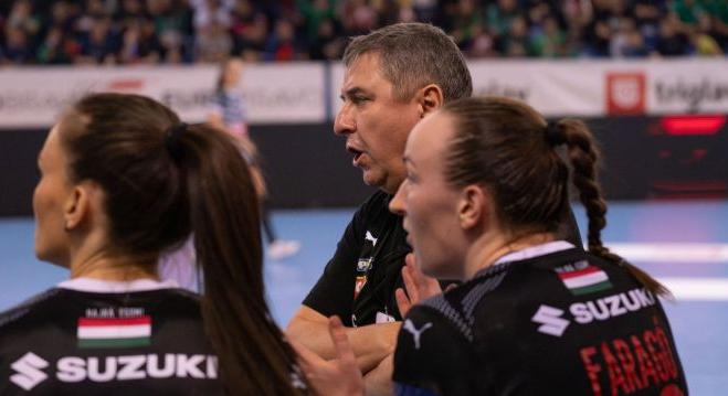 Elek megkapta a karácsonyi ajándékát a csapatától