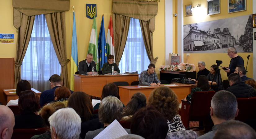 Megtartotta utolsó ülését a Beregszászi Városi Tanács