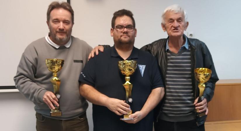 Ulti Göcsej Kupa: egy kocsmai játék új élete