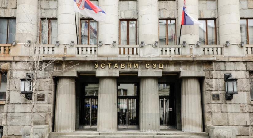 Letették az esküt az új alkotmánybírók