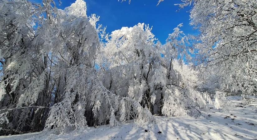 Lenyűgöző képek: hótakaró borítja a Kőszegi-hegységet és a Börzsönyt is!