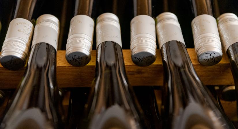 Karácsonyi ajándéknak is kiváló választás a magyar bor