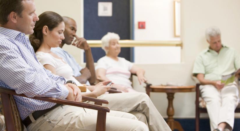 Igyekszik az emberek kedvében járni Takács Péter?