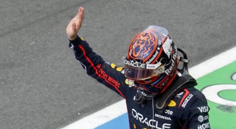 Hárommillióval többet keresett, mint tavaly – és nem forintban