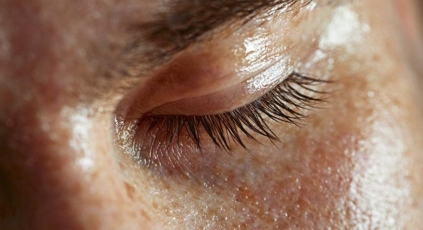 A vazelin tényleg a szempillanövesztés titkos fegyvere? – Utánajártunk