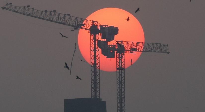 Termelékenységi paradoxon: miért nem lett jobb az építőipar?