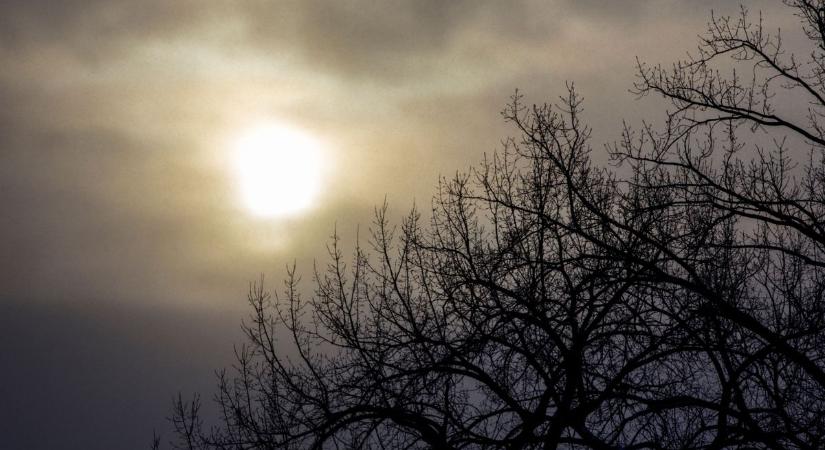 Döntően felhős, borult égbolt várja a szegedieket holnap