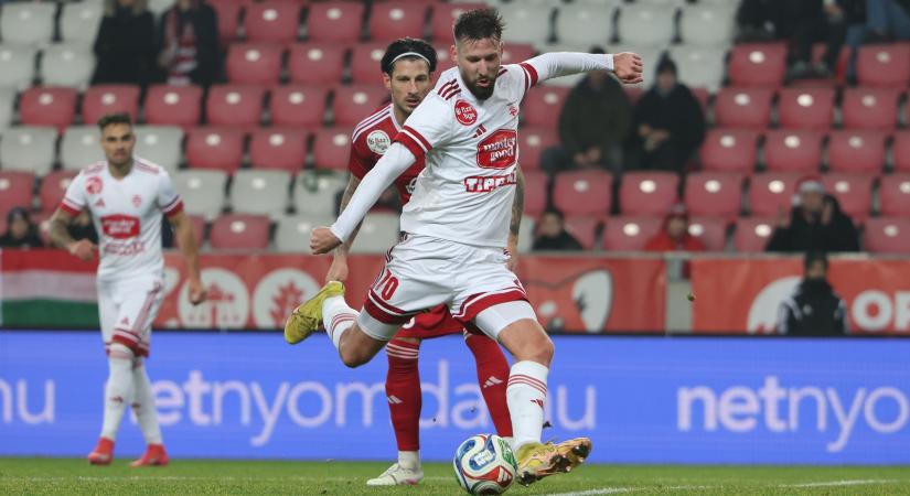 Új szerződés a fa alá – hosszabbított az újonc saját nevelésű játékosa