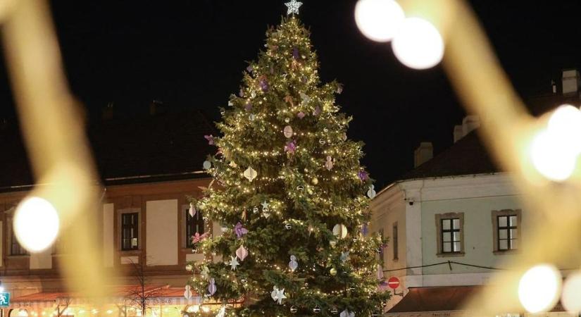 Boldog karácsonyt kívánunk olvasóinknak!