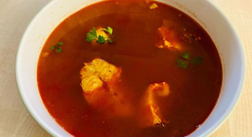 Tudod, mitől lesz igazán jó a karácsonyi halászlé? Mutatjuk, mire figyelj! (recepttel)