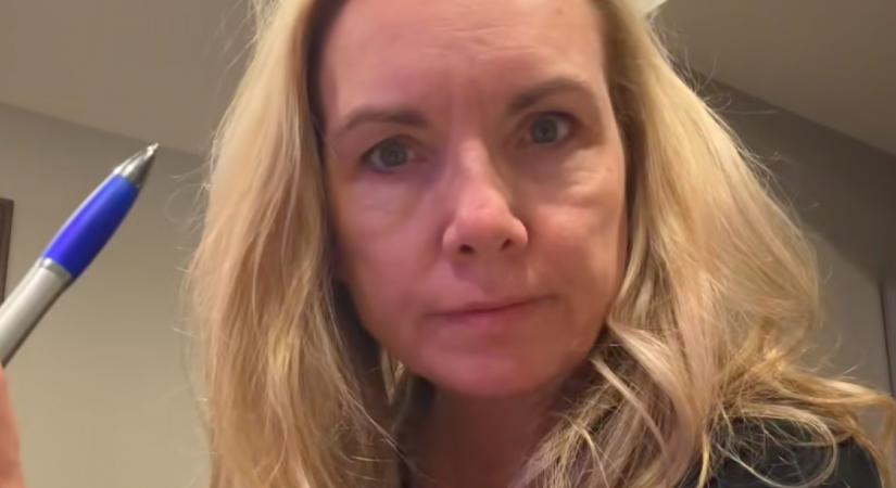 Sokkolja a nagyi a netet: "Nem veszek ajándékot az unokáimnak!"