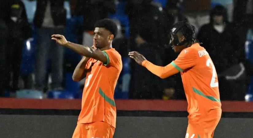 A United csatár góljával, a címvédő győzött az első meccsén