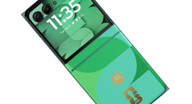 FIFA-logós Razrrel készül a vb-re a Motorola