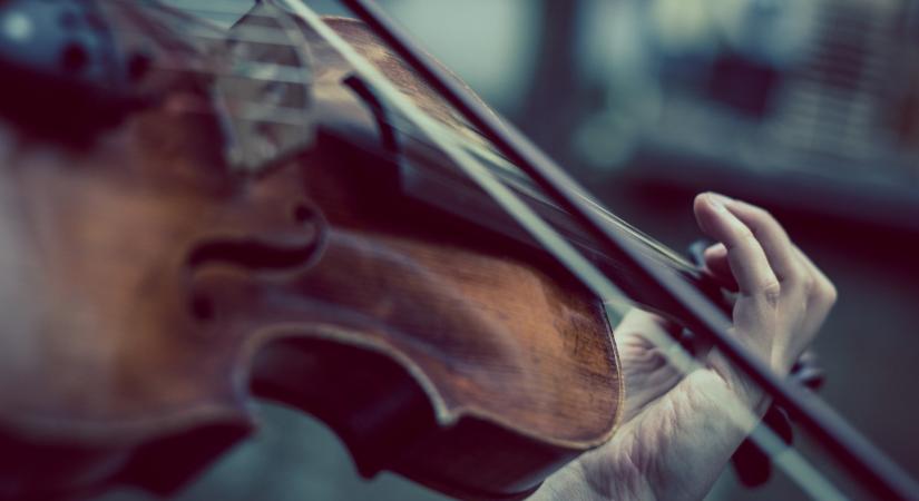 Koncertekkel ünneplik januárban a hegedűt
