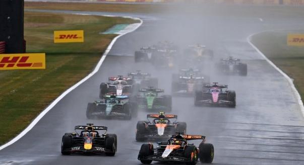 Végy egy kis esőt – az év F1-es versenye