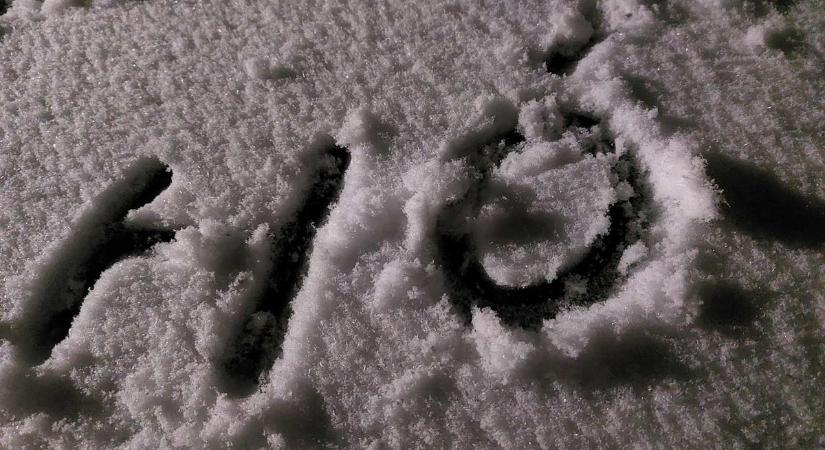 Fehér karácsonyra ébredt Kapuvár - olvasói fotók