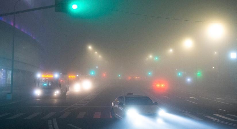 Szürke és hideg idő karácsony első napján