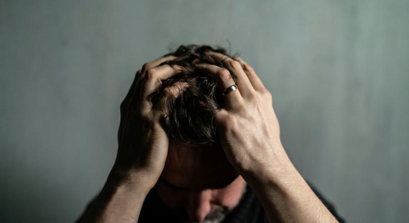 „Nemcsak a feleségem, a lányom is meggyűlölt” – Férfiak történetei a félrelépés váratlan következményeiről