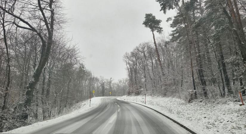 Karácsonyi hóra ébredt Vas vármegye - fotók, videók