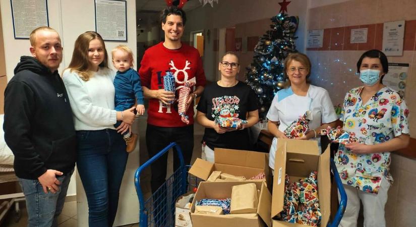 Szívmelengető karácsonyi meglepetés a gyermekosztályon