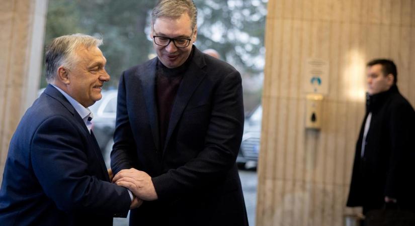 Az Egyesült Államok hozzájárult a nagy szerb kőolajcég orosz tulajdonrészének eladásához, a vevő akár Mol is lehet