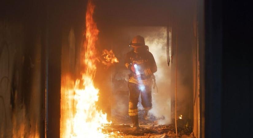 A lakás kiégett, mindenük odaveszett, de csodával határos módon túlélték