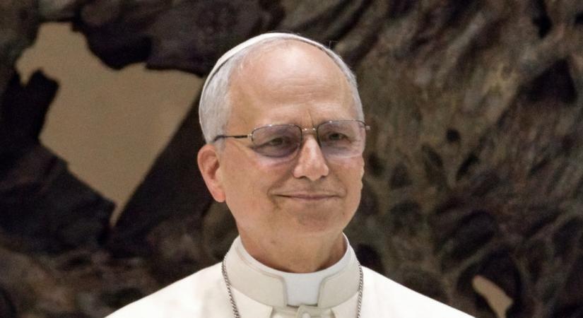 Leó pápa karácsony estéjén eltorzult gazdaságról, a szegények megsegítéséről beszélt