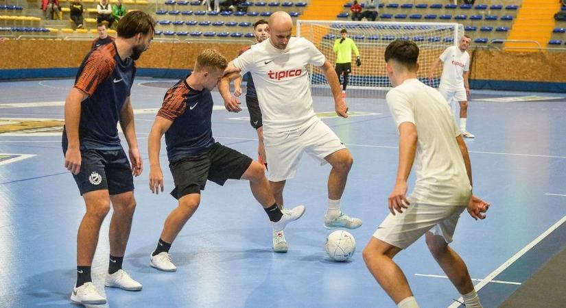 Ahol a futball terem: Gyöngyösön, Hevesen, Hatvanban és Nagyrédén is pattog a labda karácsony után
