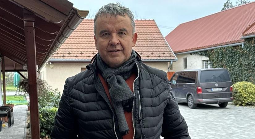 Mohácsi technológia, bajai tészta – így készült a karácsonyi halászlé Horváth Istvánnál