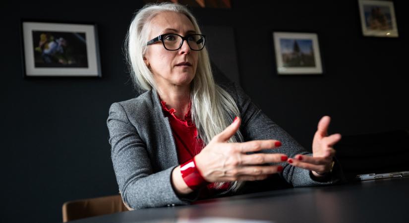 Önbizalomhiány és képernyőfüggőség: ez a két dolog tépi a magyar fiatalok lelkét