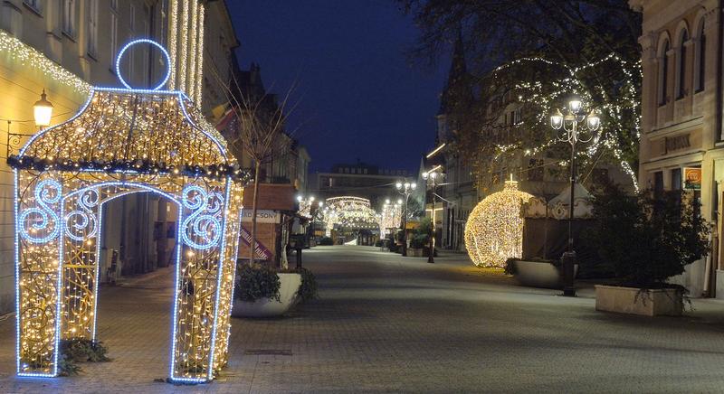Ködös, csendes hajnalokon is ragyog a belváros