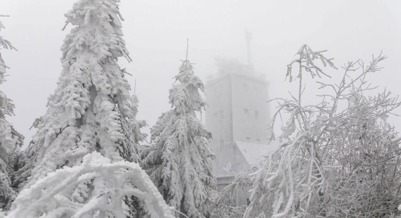 Két vármegyében berobbant a fehér karácsony, még több fog kifehéredni ma estig, a neheze hátravan