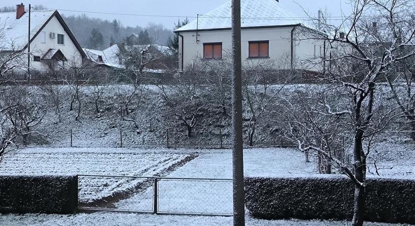 Fehér lett a karácsony az Alpokalján, de a Balaton egy részén is