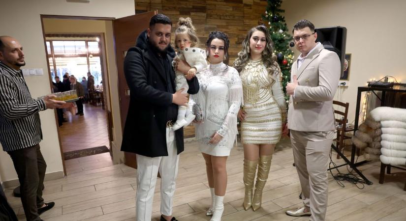 Kaposvári étteremben koronázták meg az egy éves Delano Kisherceget, egy Mercit is kapott ajándékba - FOTÓ, VIDEÓ