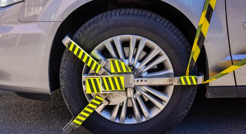 Parkolási botrányairól vallott Kern András: "szerintem ez a feljelentgetés kultúráját erősíti"