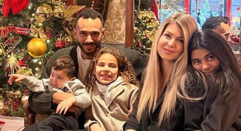 Megmutatta gyönyörű, ritkán látott családját karácsony alkalmából Hanga Ádám