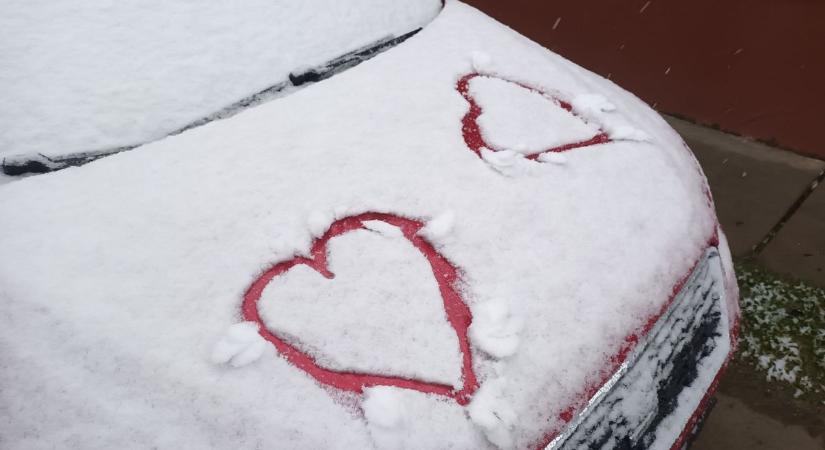 Kevin is erre ébredt karácsony másnapján! Ha szeretnéd látni, most megnézheted (galéria, videó)