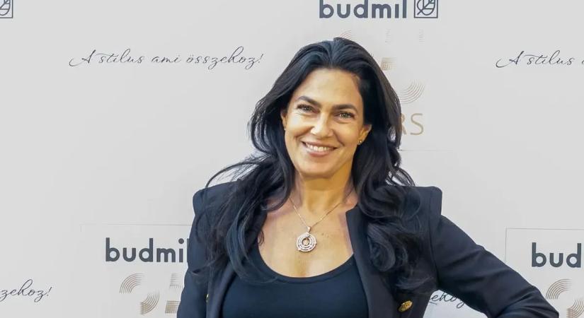 Bódi Sylvi képe felforrósította a karácsonyt