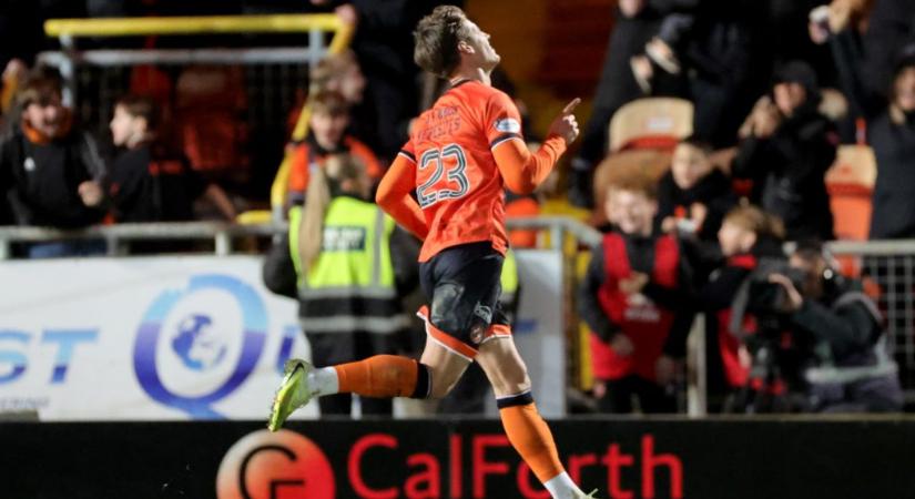 „Jó úton haladok, hogy eljussak Angliába” – Keresztes Krisztiánra a séf és a recepciós is ráköszönt a Celtic elleni gólja után