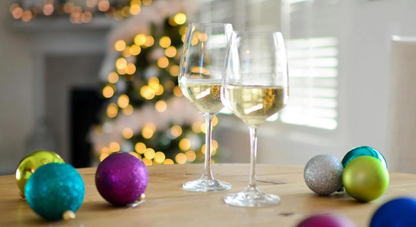 Fehérbor az ünnepi asztalon: egészség és szívvédelem új megvilágításban