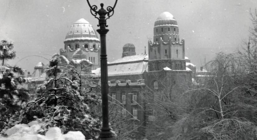 Fotókon a régi telek Budapesten – Ilyenek voltak a XX. század emlékezetes, hótakaróval borított, fagyos pillanatai